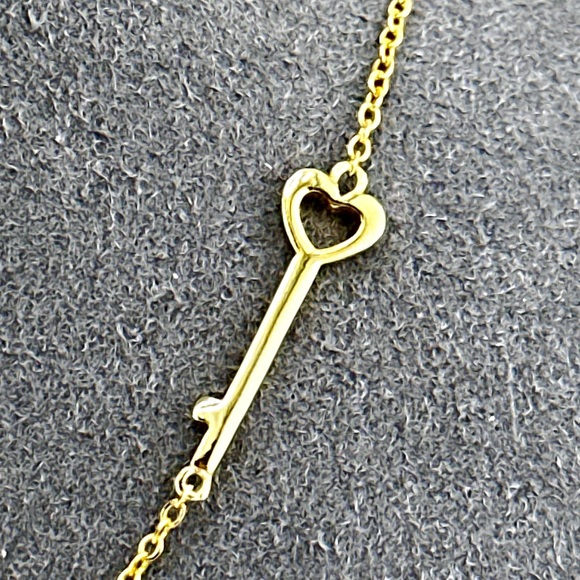 18K Gold Plated over 925 Sterling Silver Luxury Heart Lock With Key Necklace - Picture 3 of 9